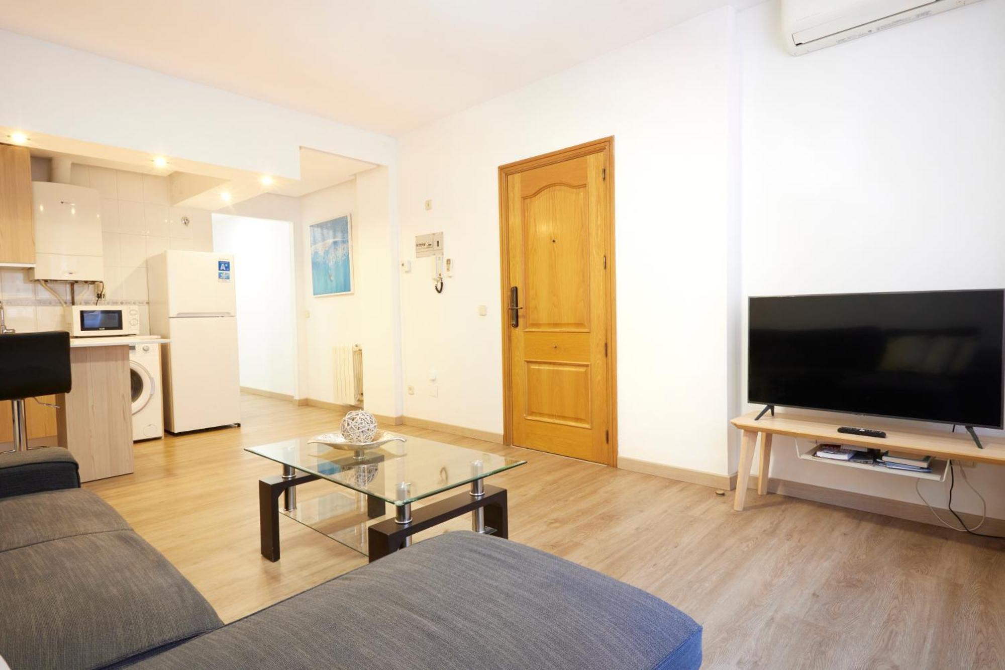 Alojamiento Santa Rosa Madrid Exterior foto