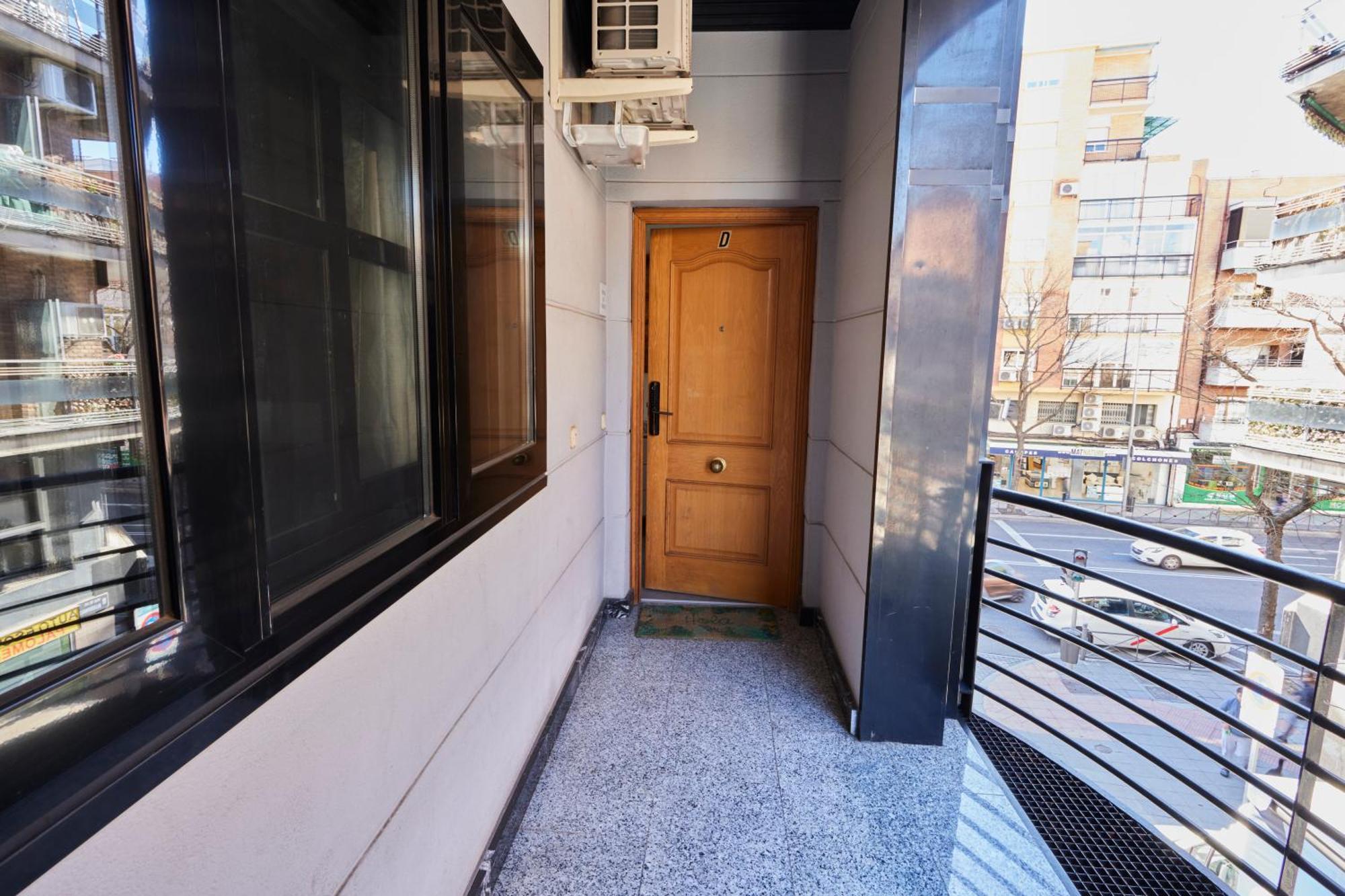 Alojamiento Santa Rosa Madrid Exterior foto
