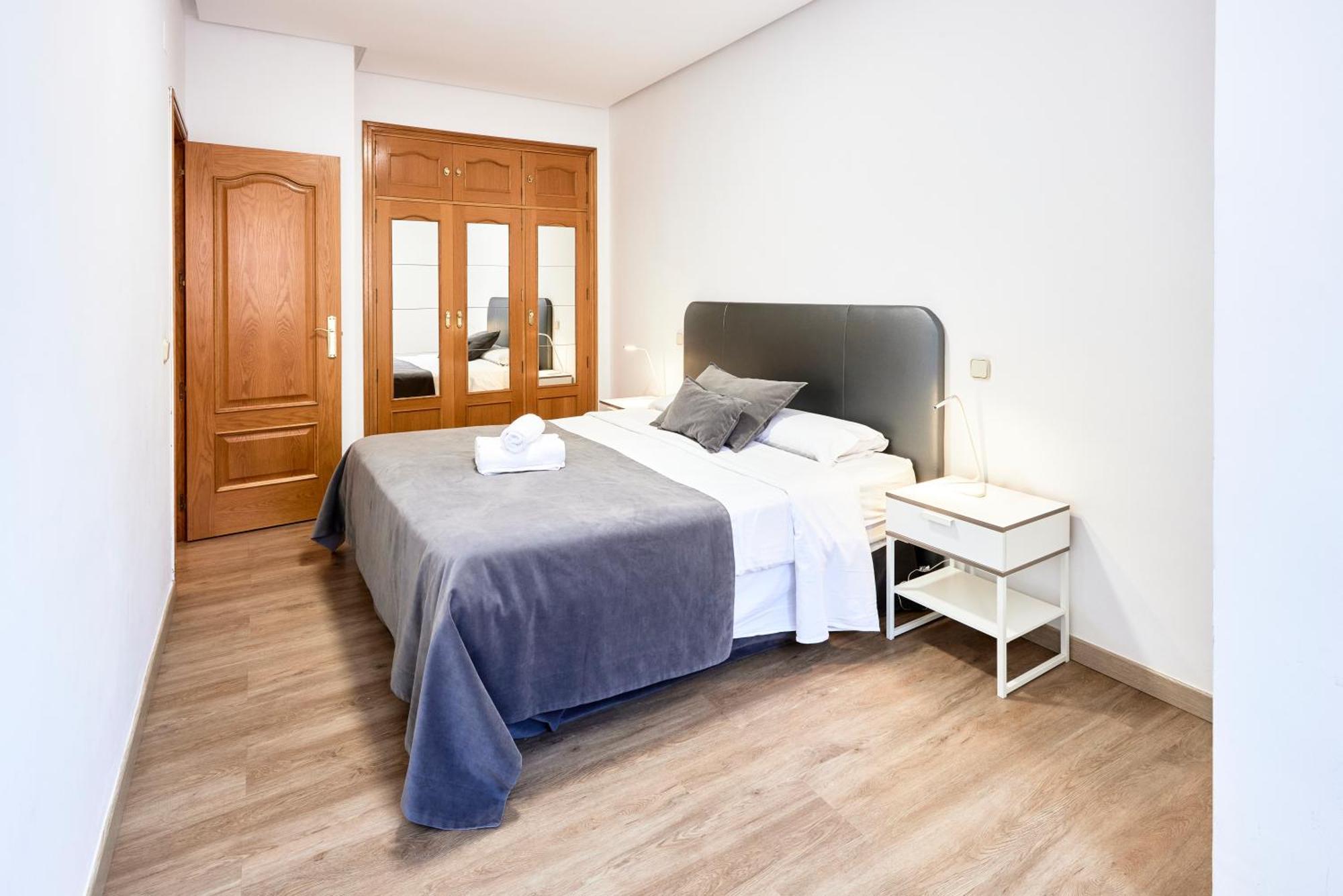 Alojamiento Santa Rosa Madrid Exterior foto